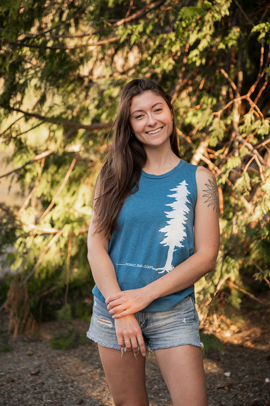 ELDERS- Women's Relaxed Tank - Heather Teal
