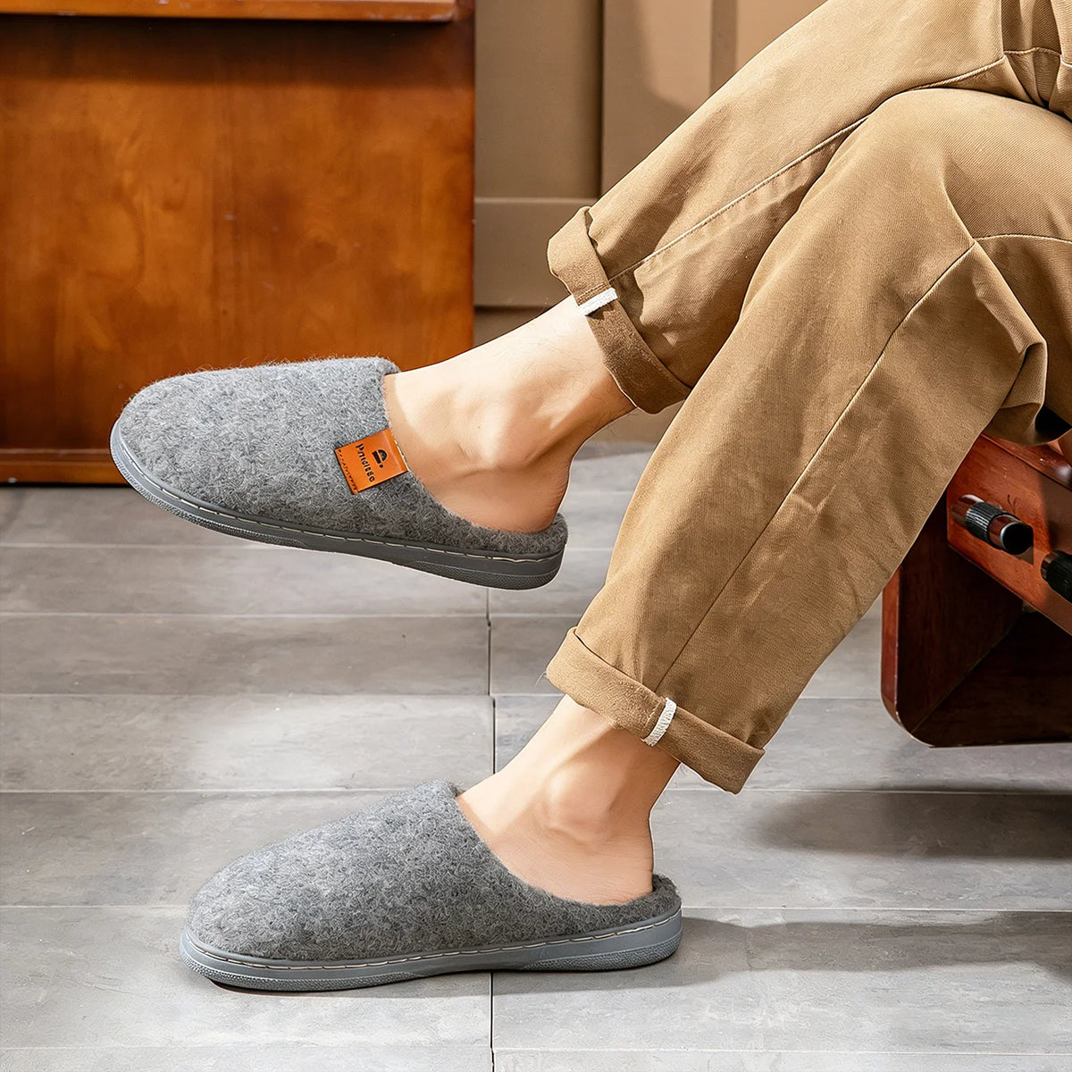 Men's Winter Felt Platform House Slippers – Cozy Non-Slip Indoor & Outdoor