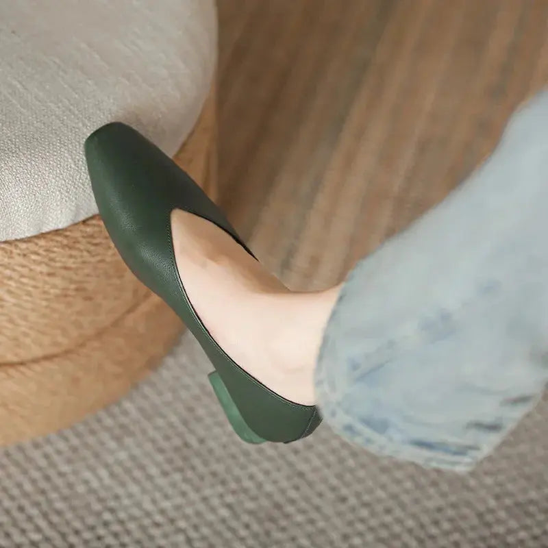TrenLux Wear Women's Round-Toe Leather Loafer Flats — Versatile Slip-On Casual Shoes TrenLux Wear