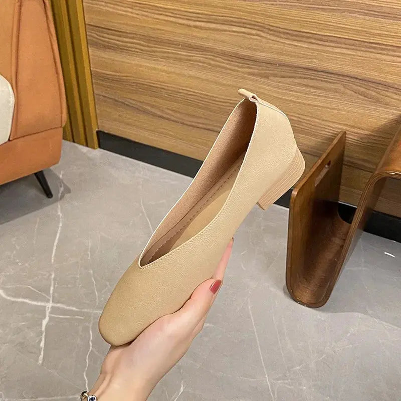 TrenLux Wear Women's Round-Toe Leather Loafer Flats — Versatile Slip-On Casual Shoes TrenLux Wear