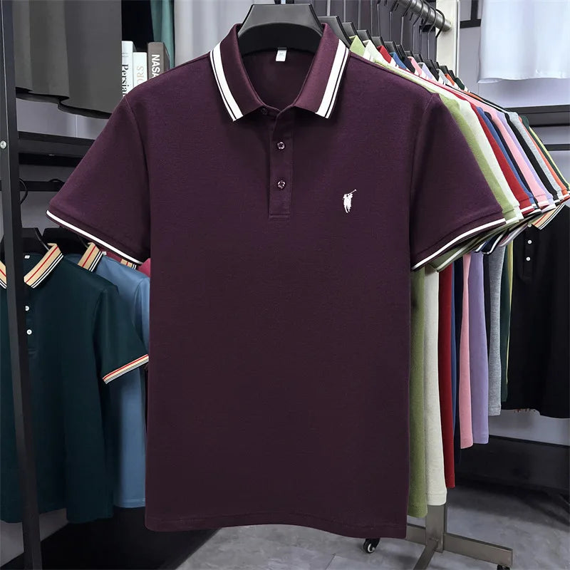 Short sleeve polo shirt in burgundy with white striped collar and pony embroidery, made from breathable cotton.