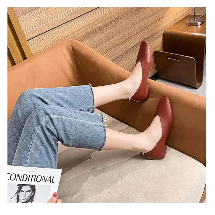 TrenLux Wear Women's Round-Toe Leather Loafer Flats — Versatile Slip-On Casual Shoes TrenLux Wear