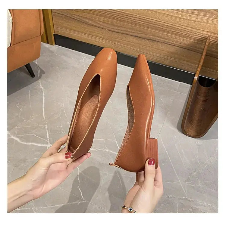 TrenLux Wear Women's Round-Toe Leather Loafer Flats — Versatile Slip-On Casual Shoes TrenLux Wear