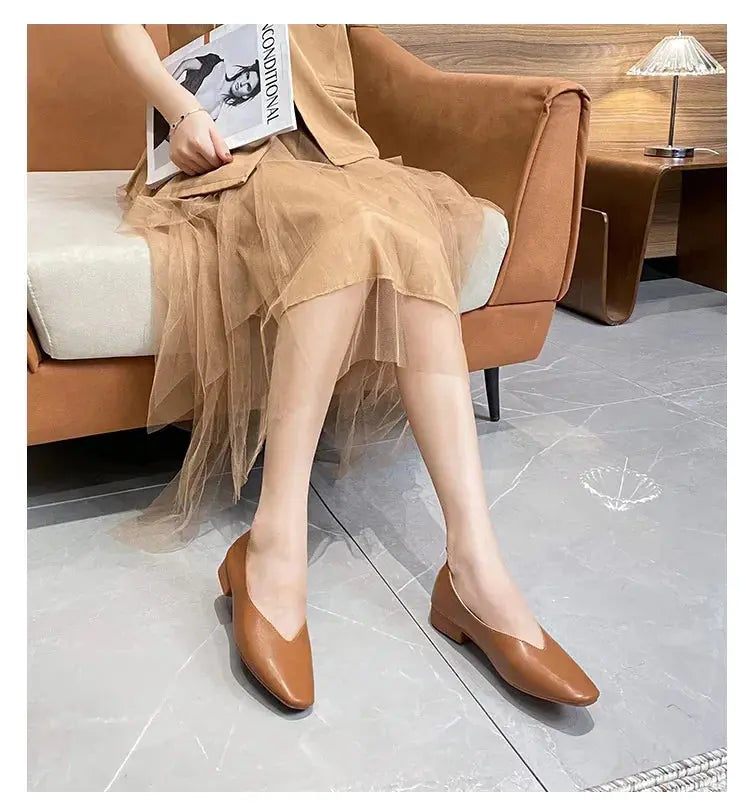 TrenLux Wear Women's Round-Toe Leather Loafer Flats — Versatile Slip-On Casual Shoes TrenLux Wear