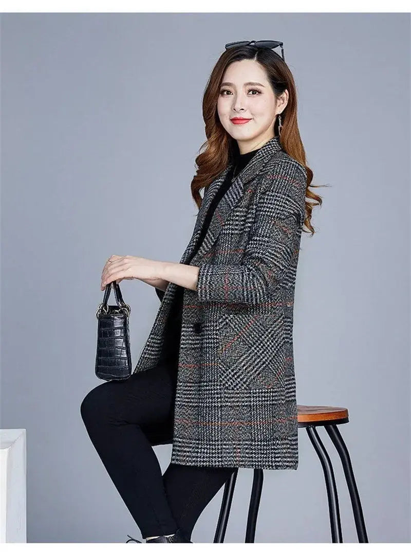 TrenLux Wear Women's Plaid Woolen Overcoat — Elegant Double-Breasted Autumn Winter Coat TrenLux Wear