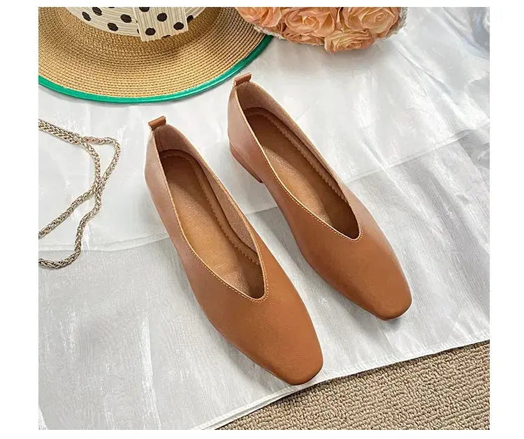 TrenLux Wear Women's Round-Toe Leather Loafer Flats — Versatile Slip-On Casual Shoes TrenLux Wear