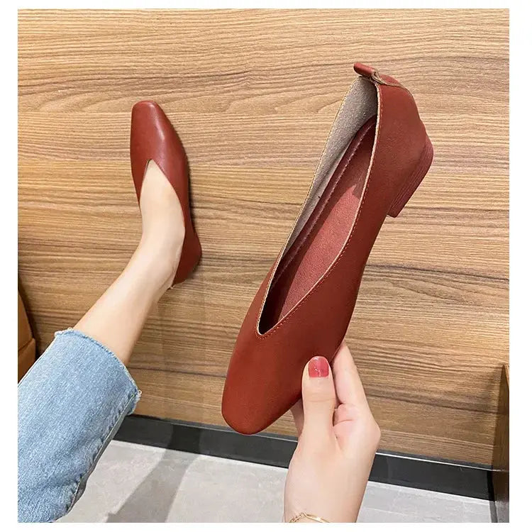 TrenLux Wear Women's Round-Toe Leather Loafer Flats — Versatile Slip-On Casual Shoes TrenLux Wear