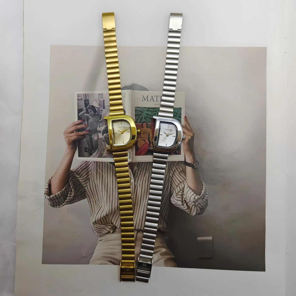 Women's vintage TrendLux Wear bamboo knot quartz watch with D-shaped dial, personalized design and elegant style.