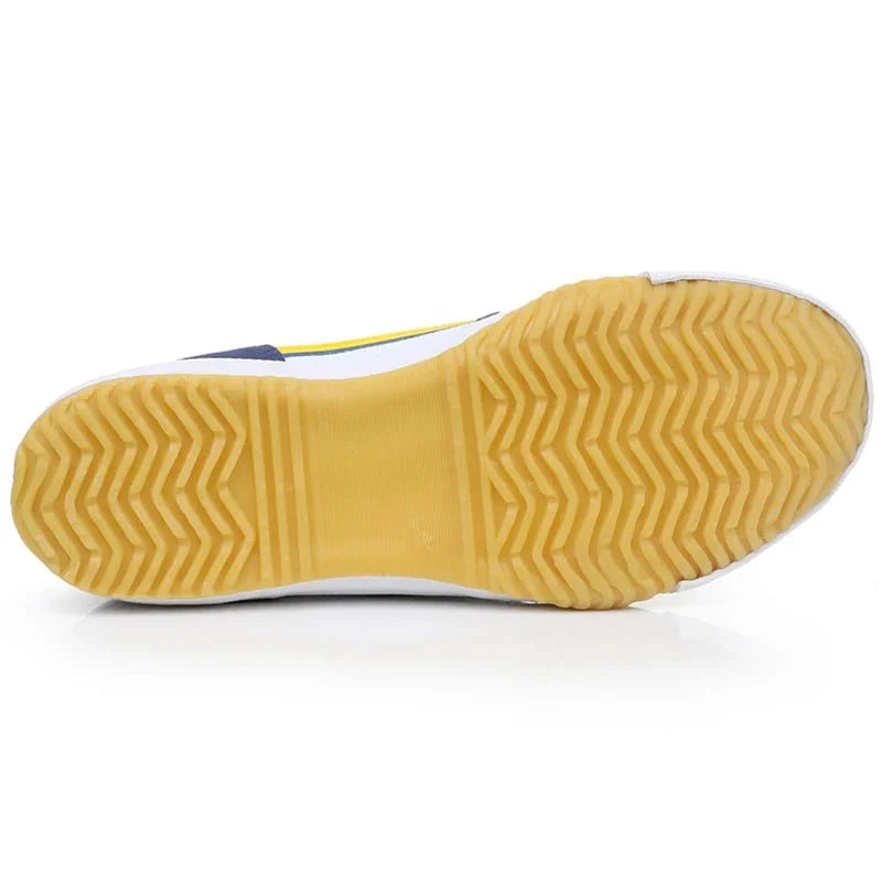 TrendLux Wear professional table tennis shoes with breathable mesh, anti-slip sole, designed for training and competition.