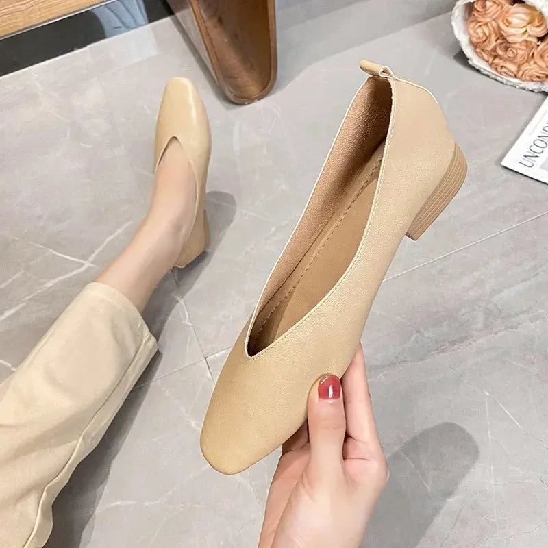 TrenLux Wear Women's Round-Toe Leather Loafer Flats — Versatile Slip-On Casual Shoes TrenLux Wear