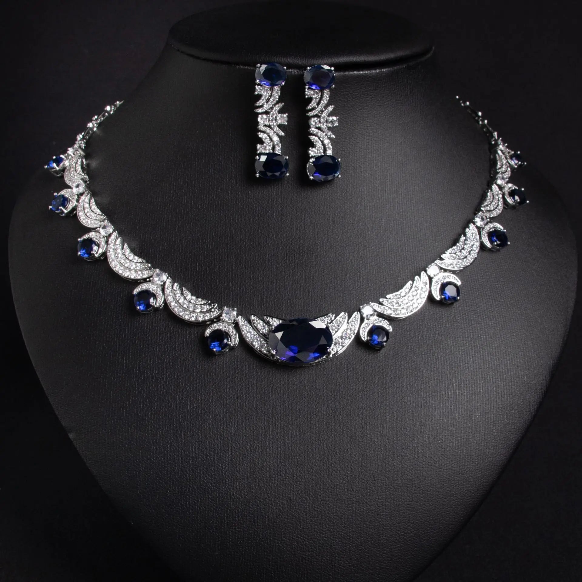 Women's Vintage Bridal Jewellery Set. TrenLux Wear
