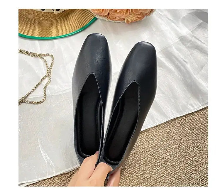 TrenLux Wear Women's Round-Toe Leather Loafer Flats — Versatile Slip-On Casual Shoes TrenLux Wear