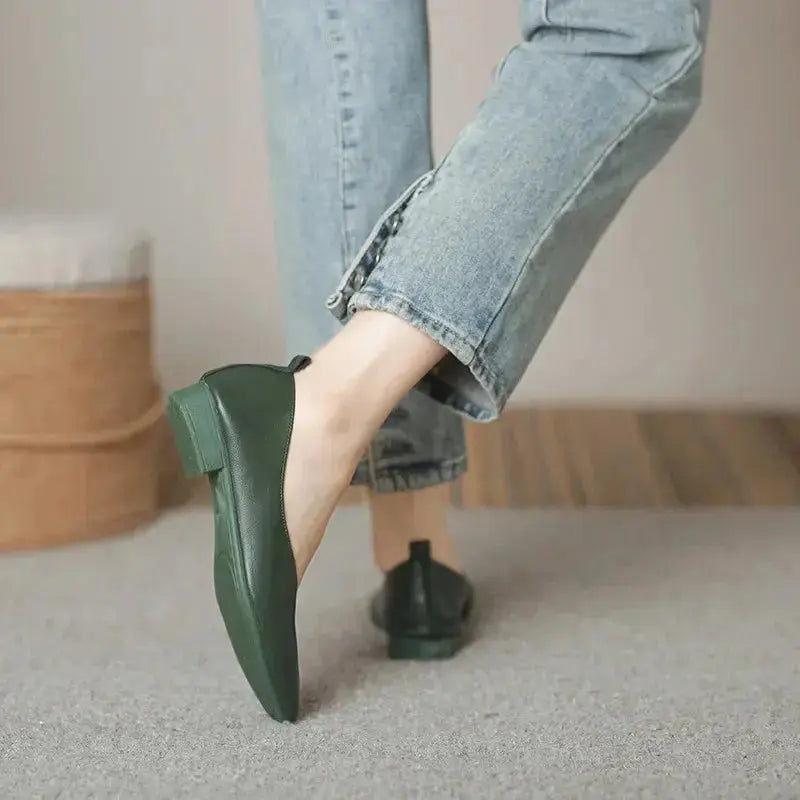 TrenLux Wear Women's Round-Toe Leather Loafer Flats — Versatile Slip-On Casual Shoes TrenLux Wear