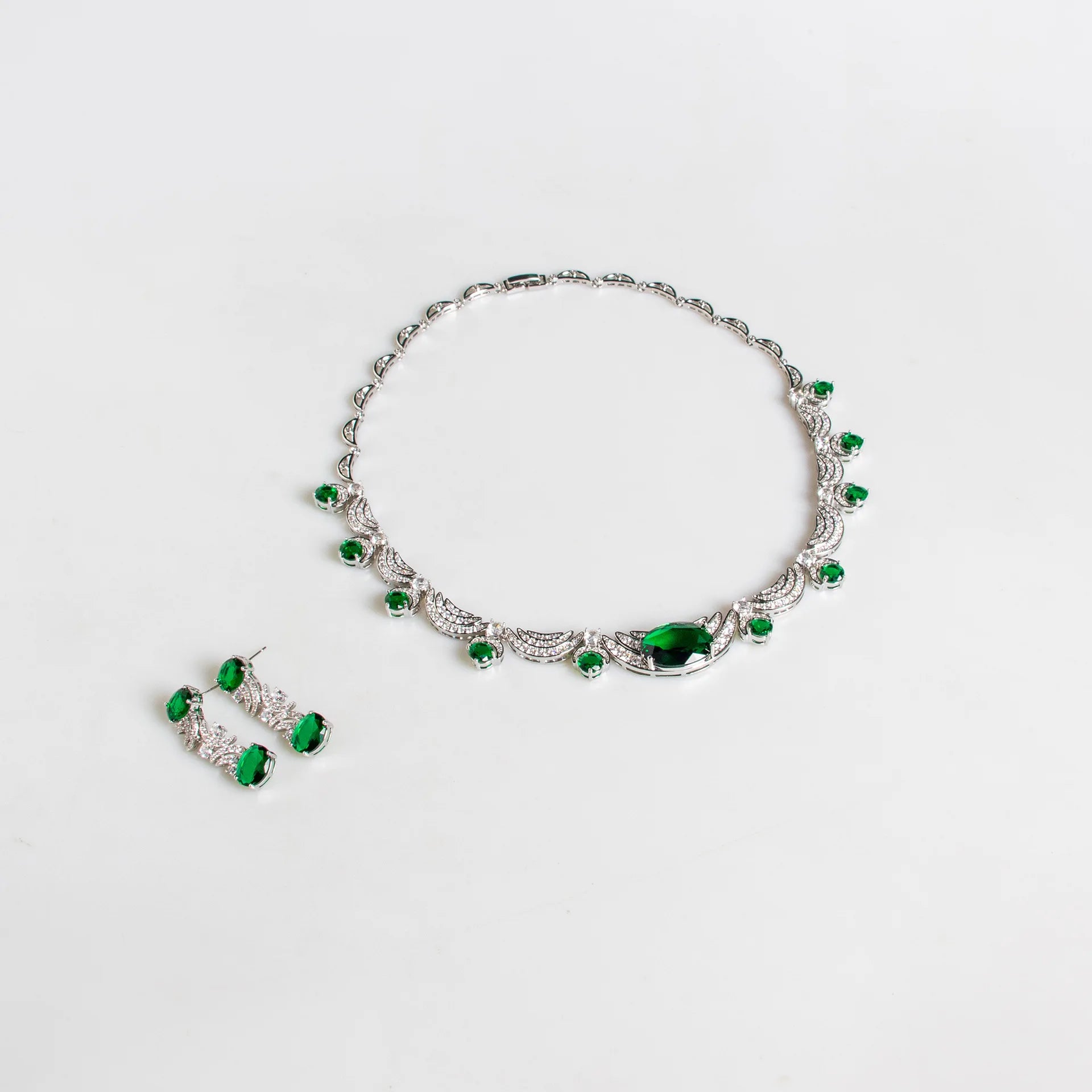 Women's Vintage Bridal Jewellery Set. TrenLux Wear